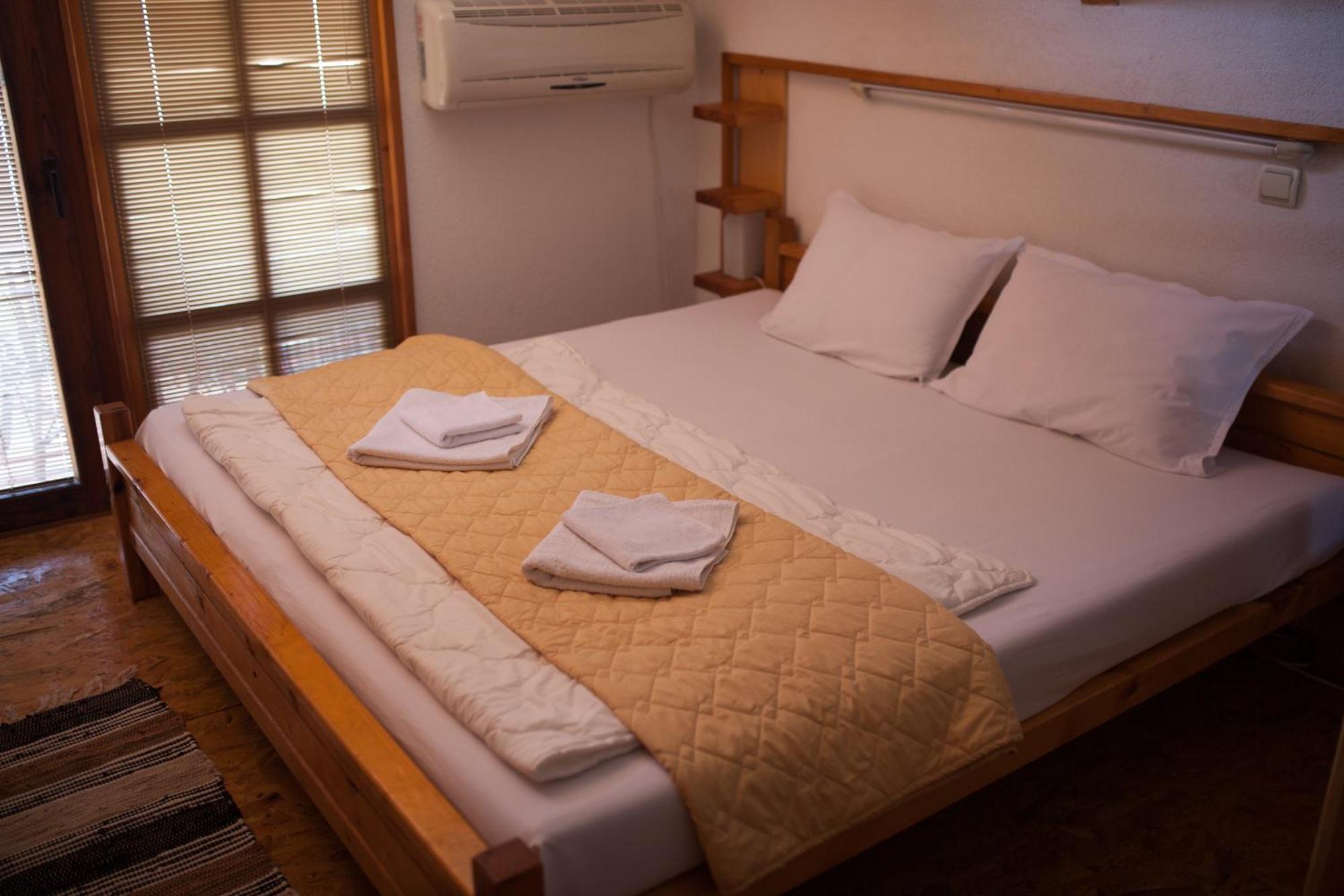 Robinson Sunset Guest House Лагадин Стая снимка