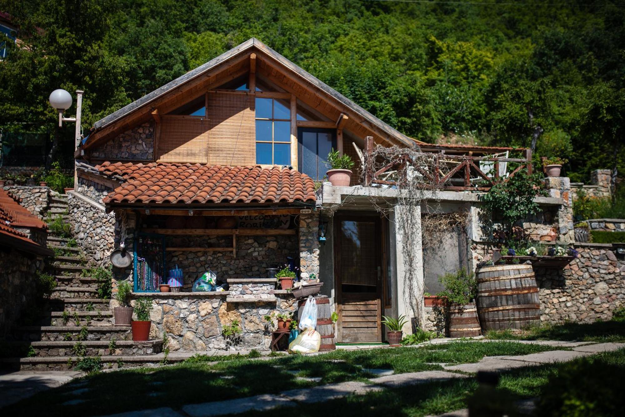 Robinson Sunset Guest House Лагадин Екстериор снимка