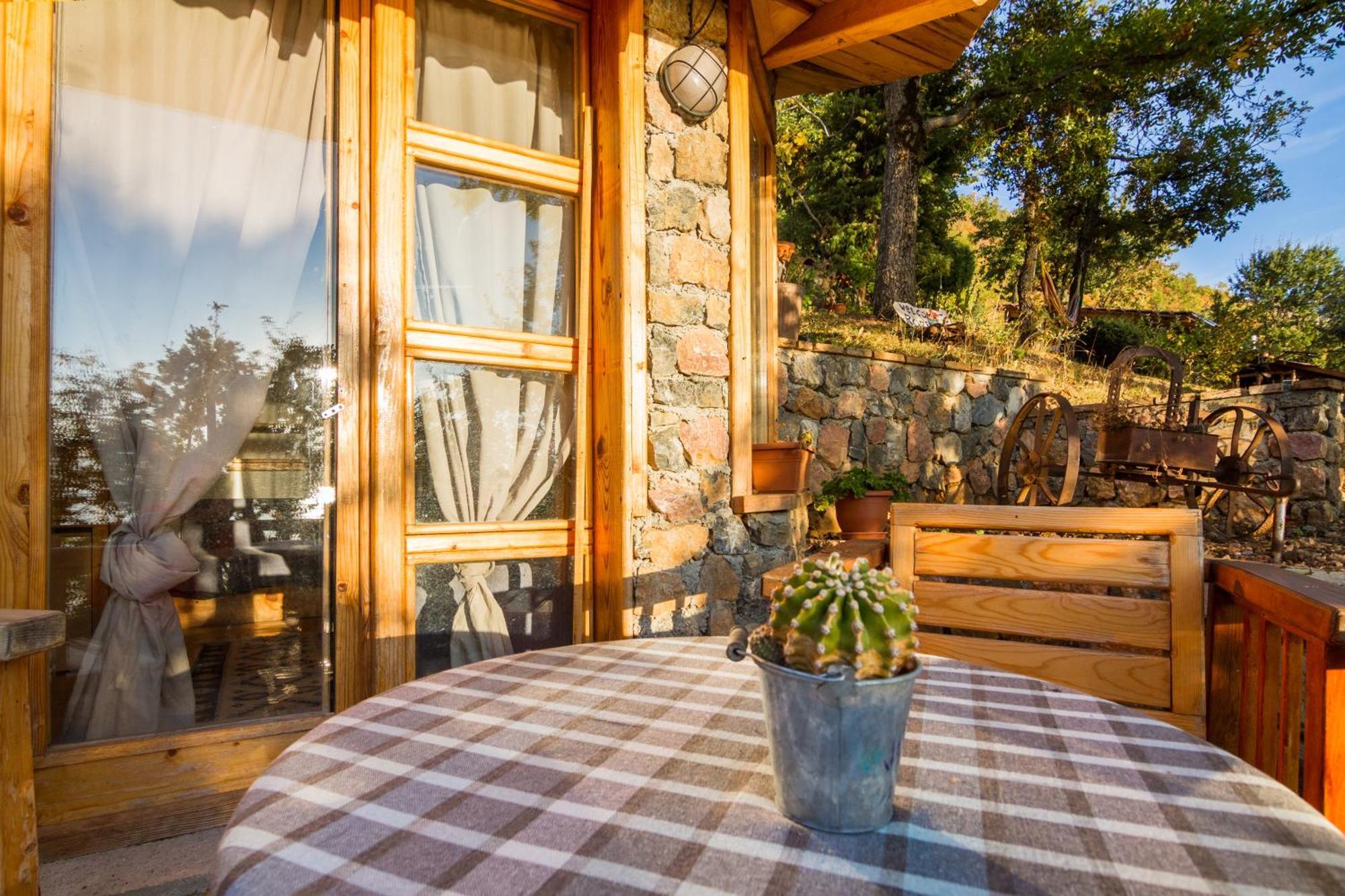 Robinson Sunset Guest House Лагадин Екстериор снимка