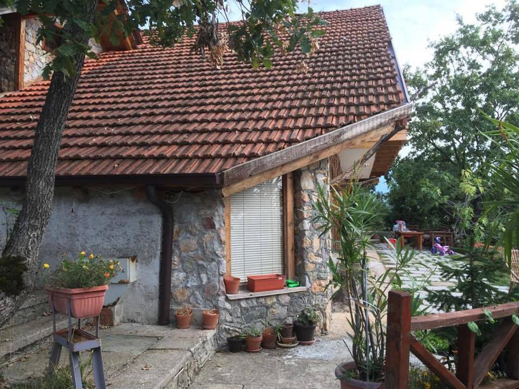 Robinson Sunset Guest House Лагадин Екстериор снимка