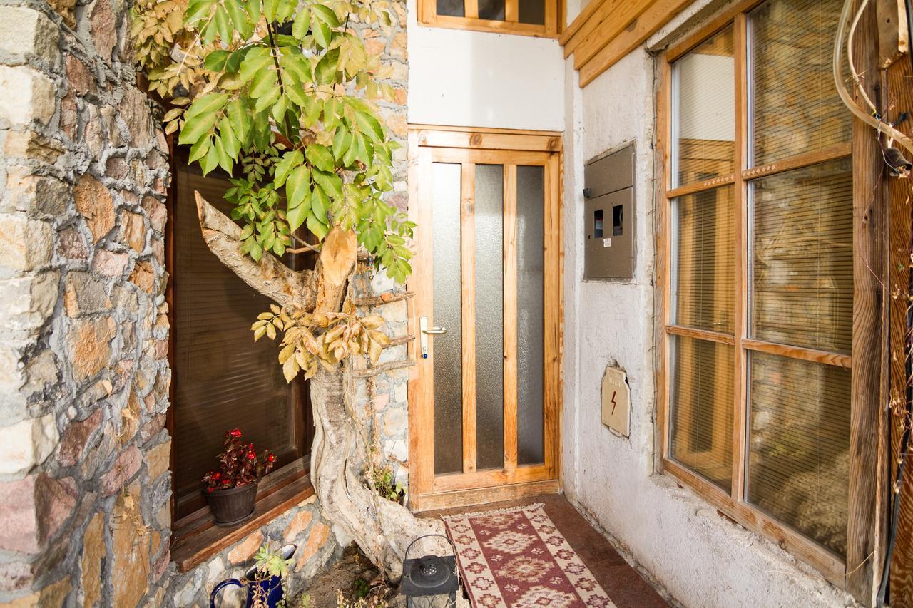 Robinson Sunset Guest House Лагадин Екстериор снимка